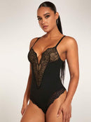 Requintte Bodysuit em Renda Sexy