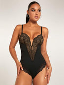 Requintte Bodysuit em Renda Sexy