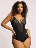 Requintte Bodysuit em Renda Sexy