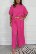 Conjunto Feminino de Top Plissado e Calça com Cinto